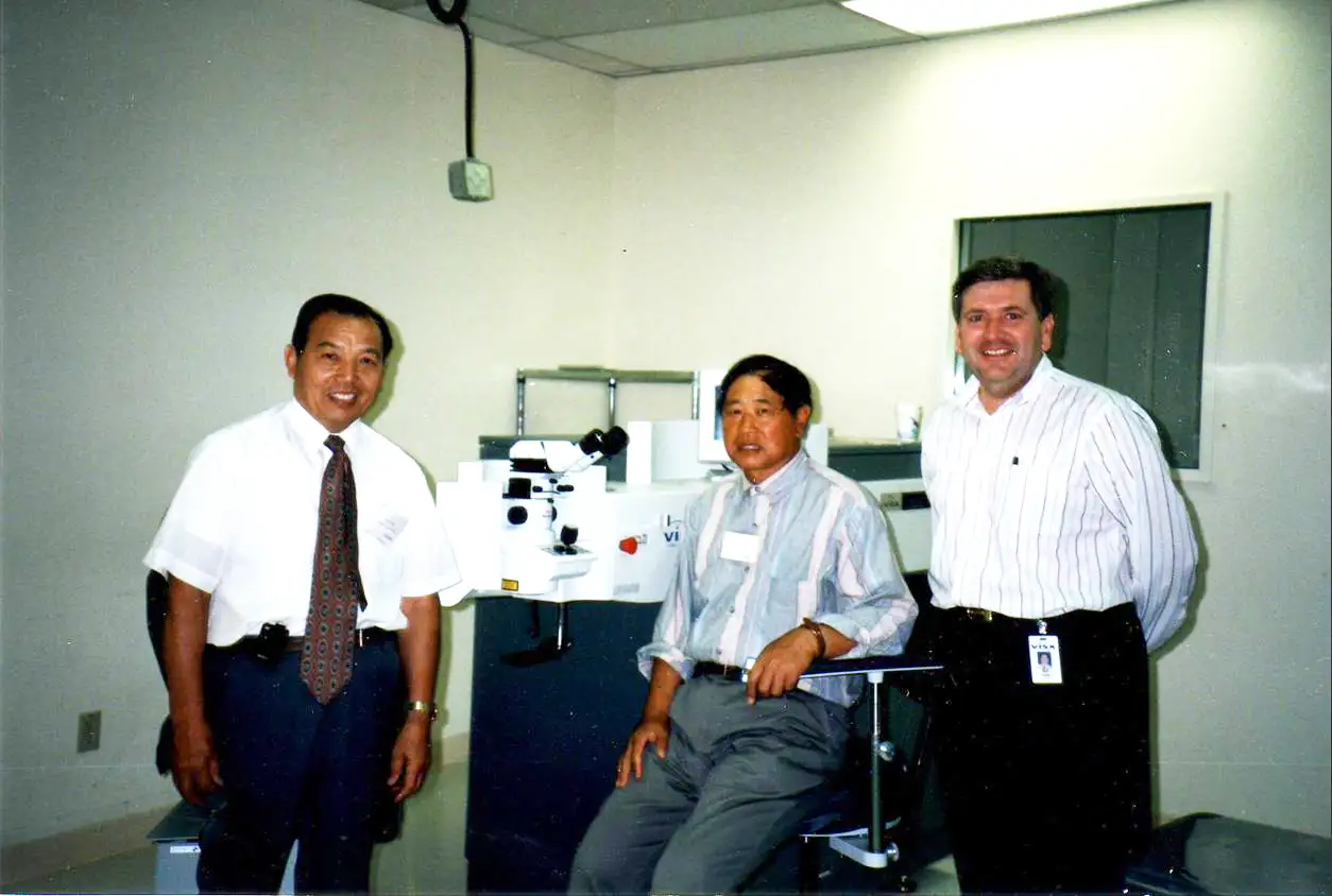 Introduced the first excimer myopia treatment device Introduced the first excimer myopia treatment device